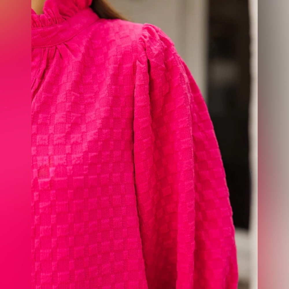 Fuchsia Hot Pink 3/4 Sleeve Shirt | Textured Knit | Ruffled V-Neck | M | NWT - Picture 7 of 9